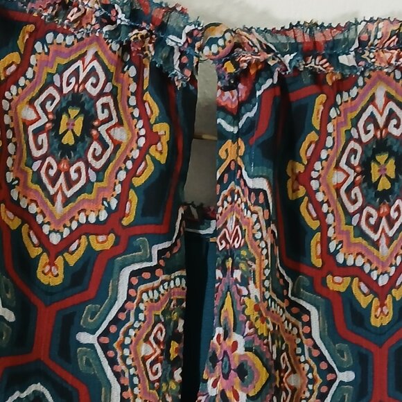 LOFT blouse - size small - dark green with gold, burgundy, white pattern - Picture 6 of 8